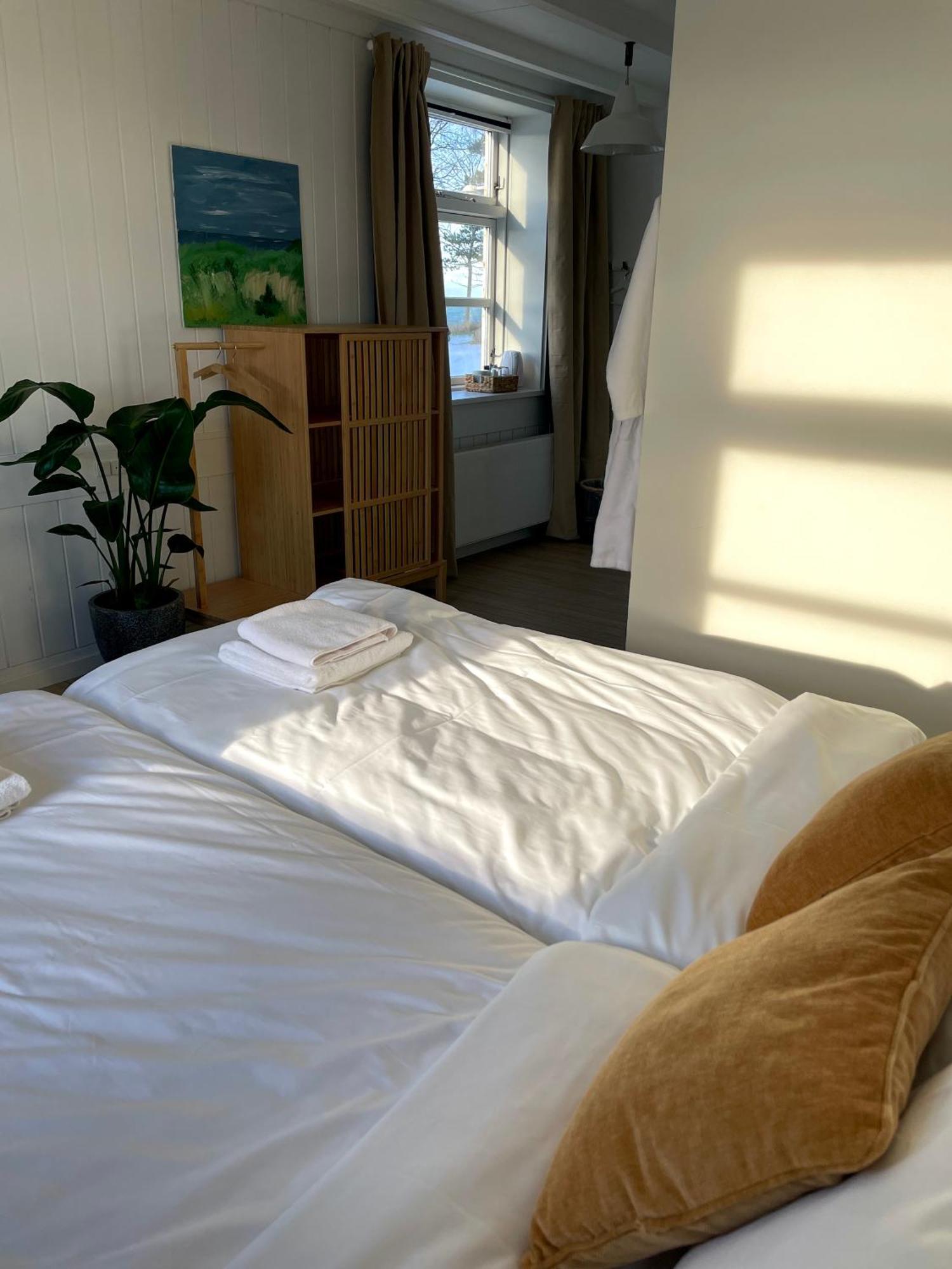 Gilbjerg Strandhotel Gilleleje Exteriör bild